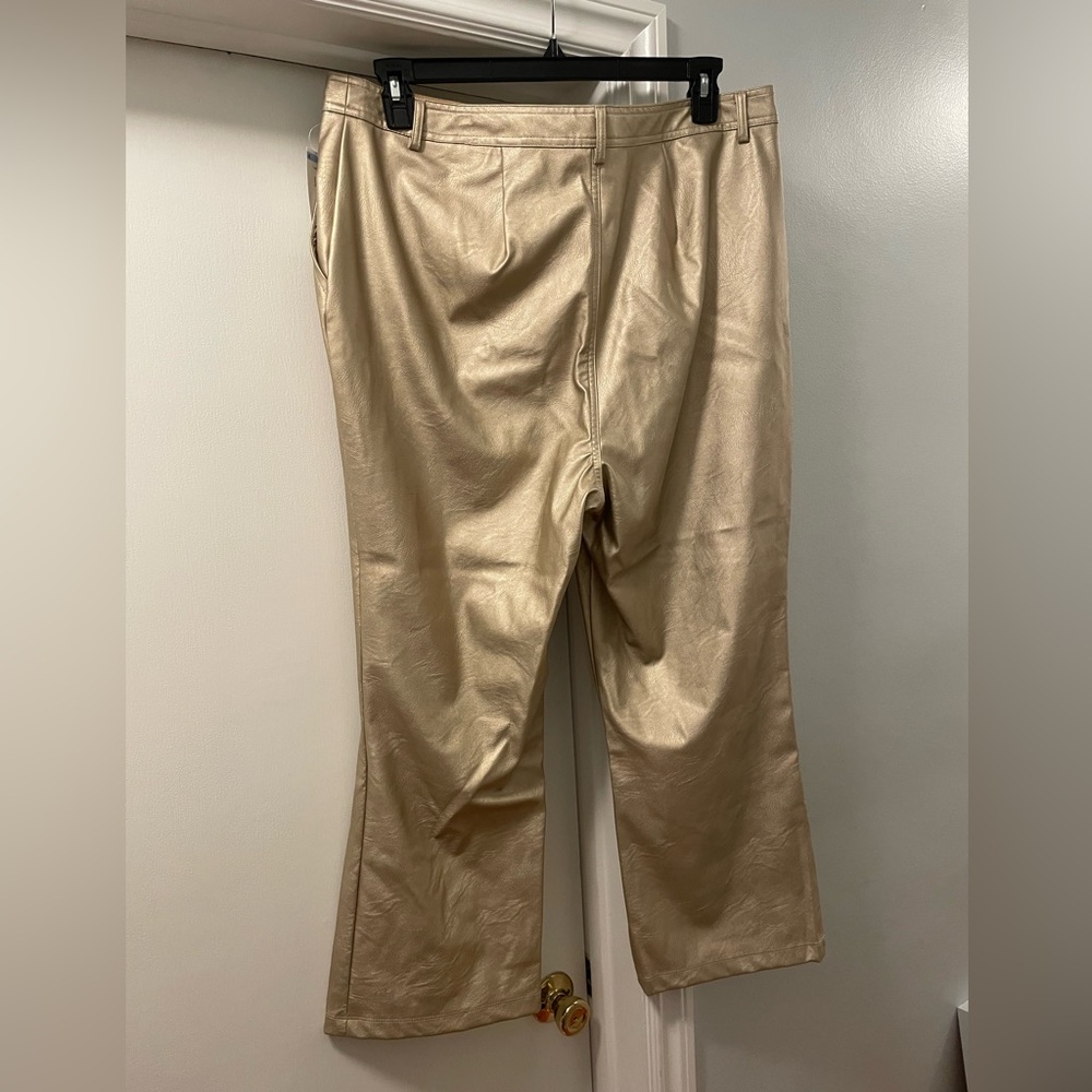 NWT Halogen Faux Leather Suit - 1X Blazer & 14W Pants inseam 26" - Gold Metallic - Picture 8 of 12